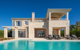Villa Divine By Ilc