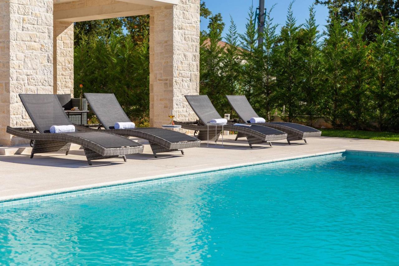 Villa Divine By Ilc Brtonigla Exterior foto